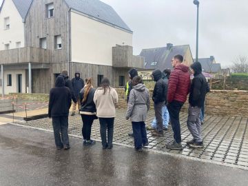 Sous un temps pluvieux nous avons réalisé une visite de notre chantier en cours aux élèves de première année de BTS du lycée de l’aulne, Chateaulin.

Ce...